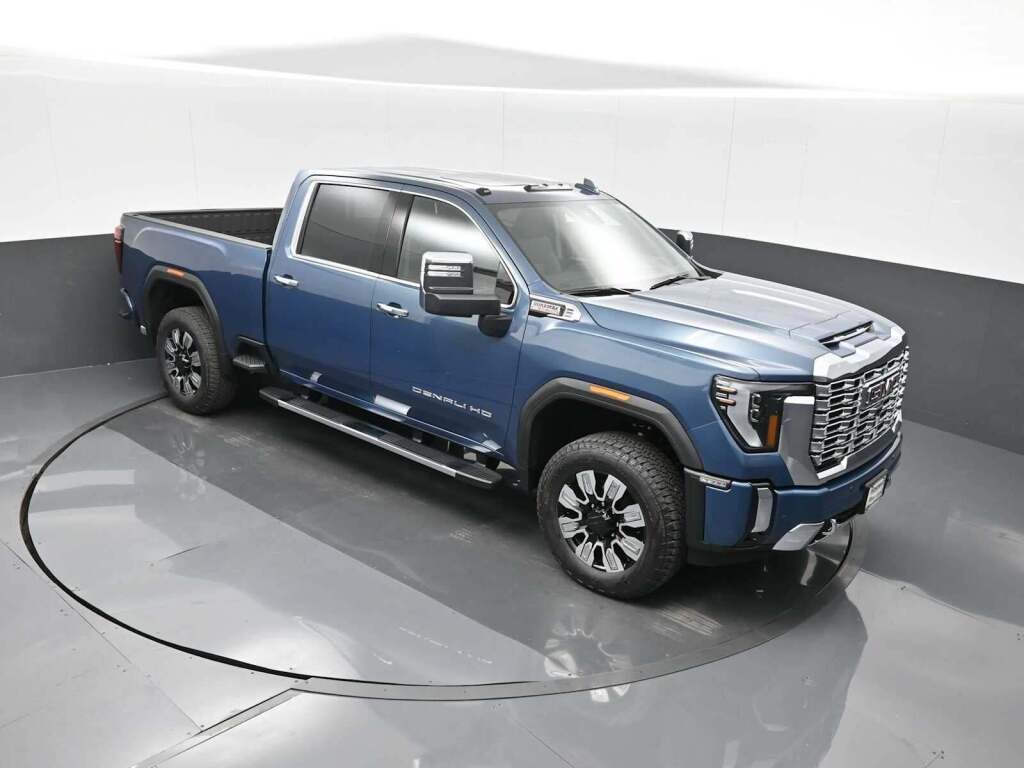 2025 GMC Sierra 2500HD Denali