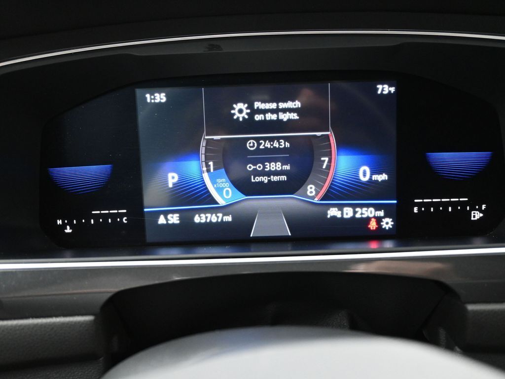 2023 Volkswagen Tiguan 2.0T SE