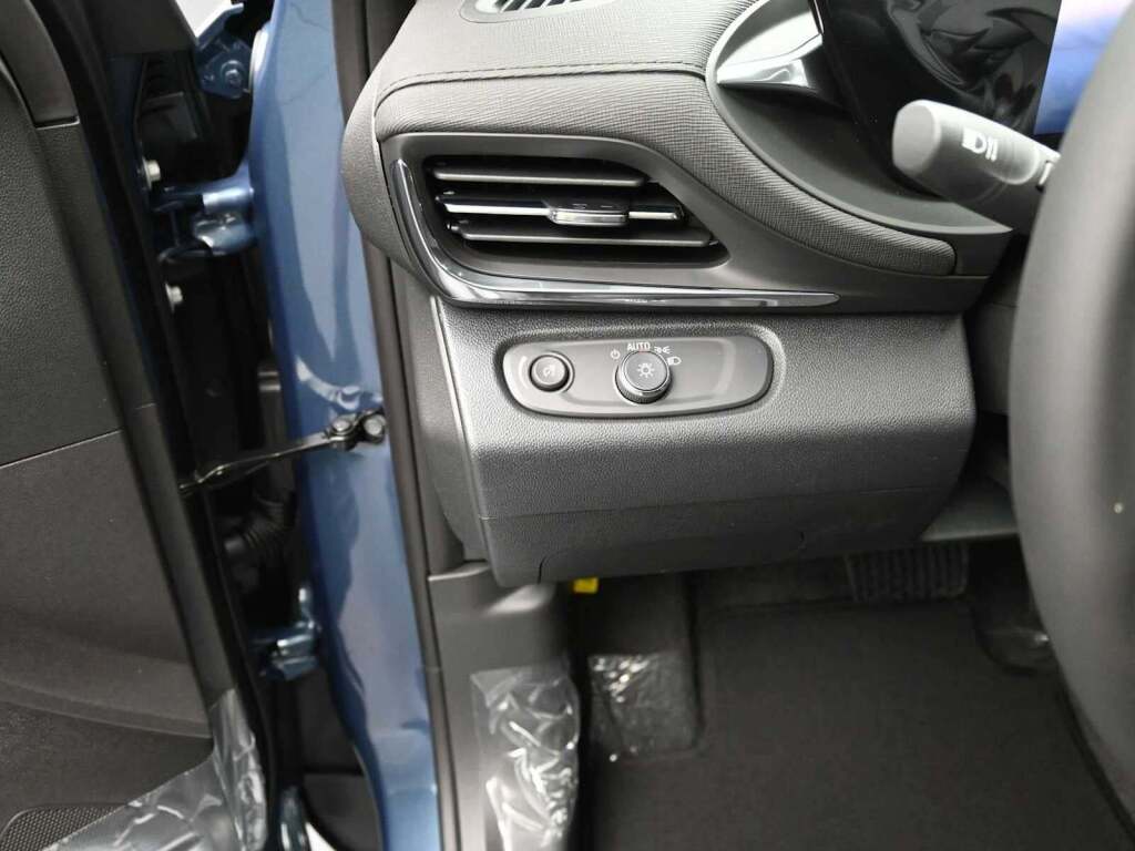 2025 Buick Envista Preferred FWD