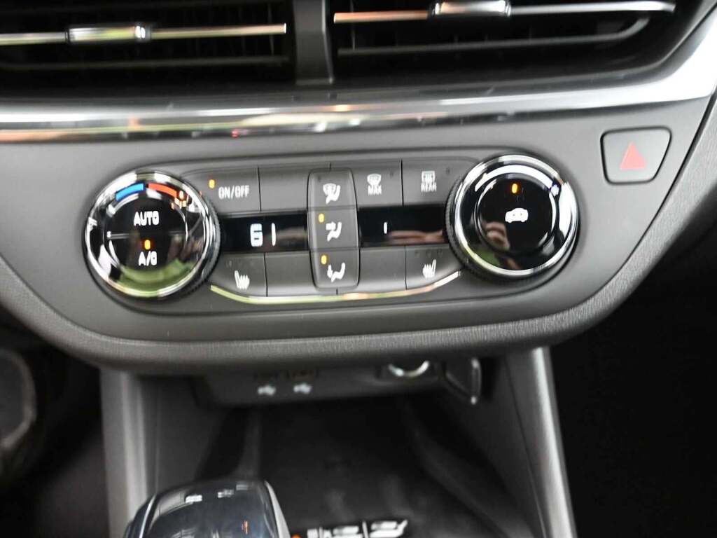 2025 Buick Envista Preferred FWD