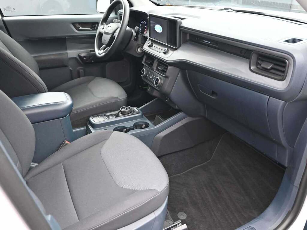 2023 Ford Maverick XL