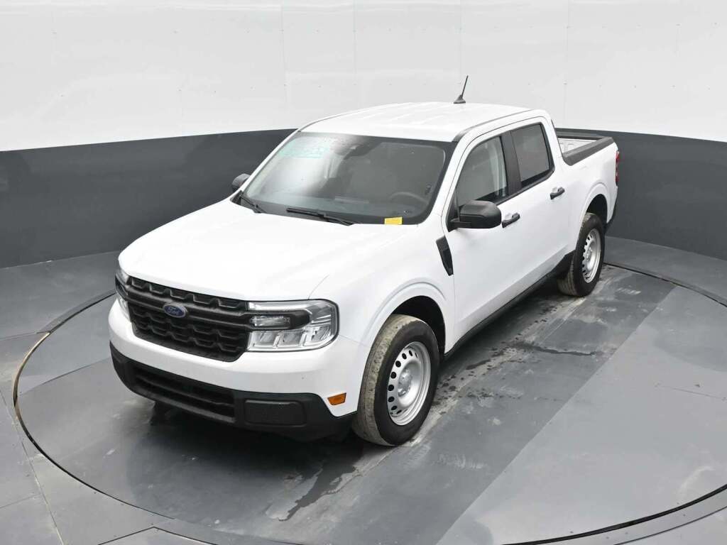 2023 Ford Maverick XL