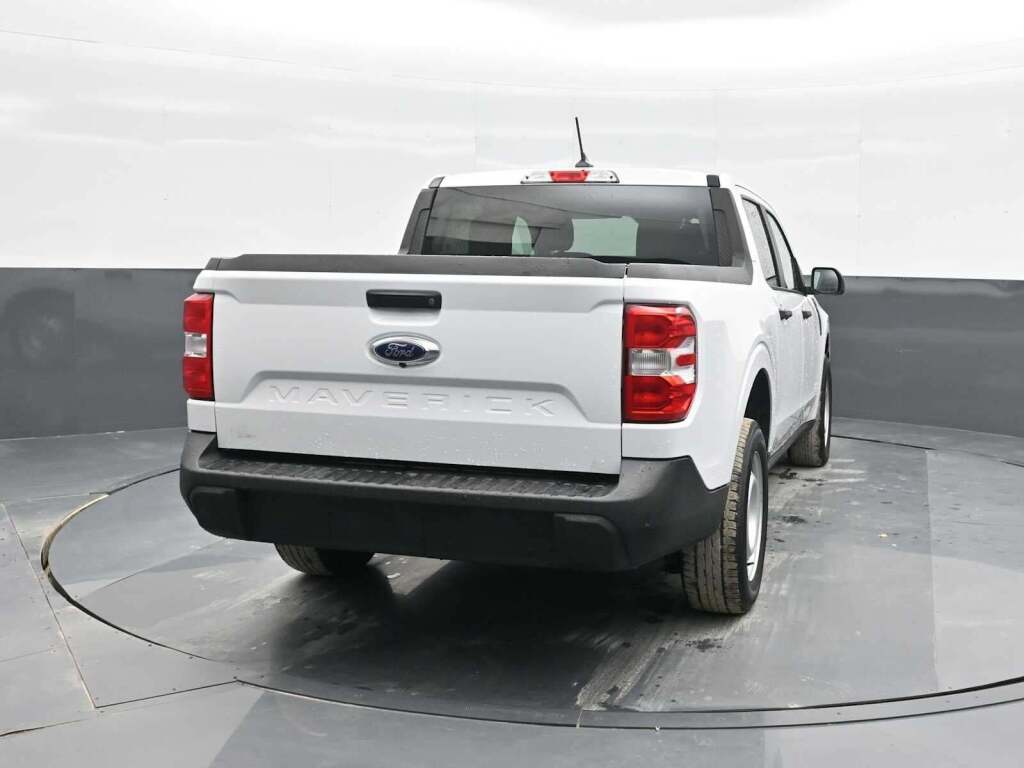 2023 Ford Maverick XL