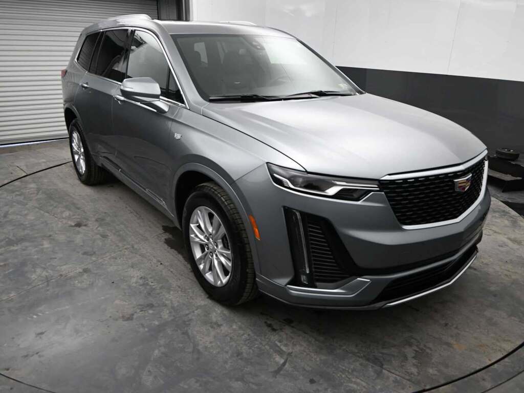 2025 Cadillac XT6 AWD Luxury