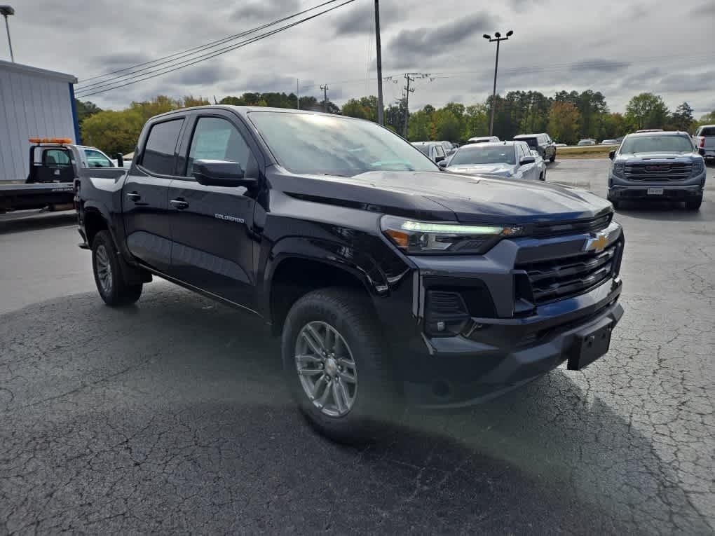 2025 Chevrolet Colorado 4WD LT