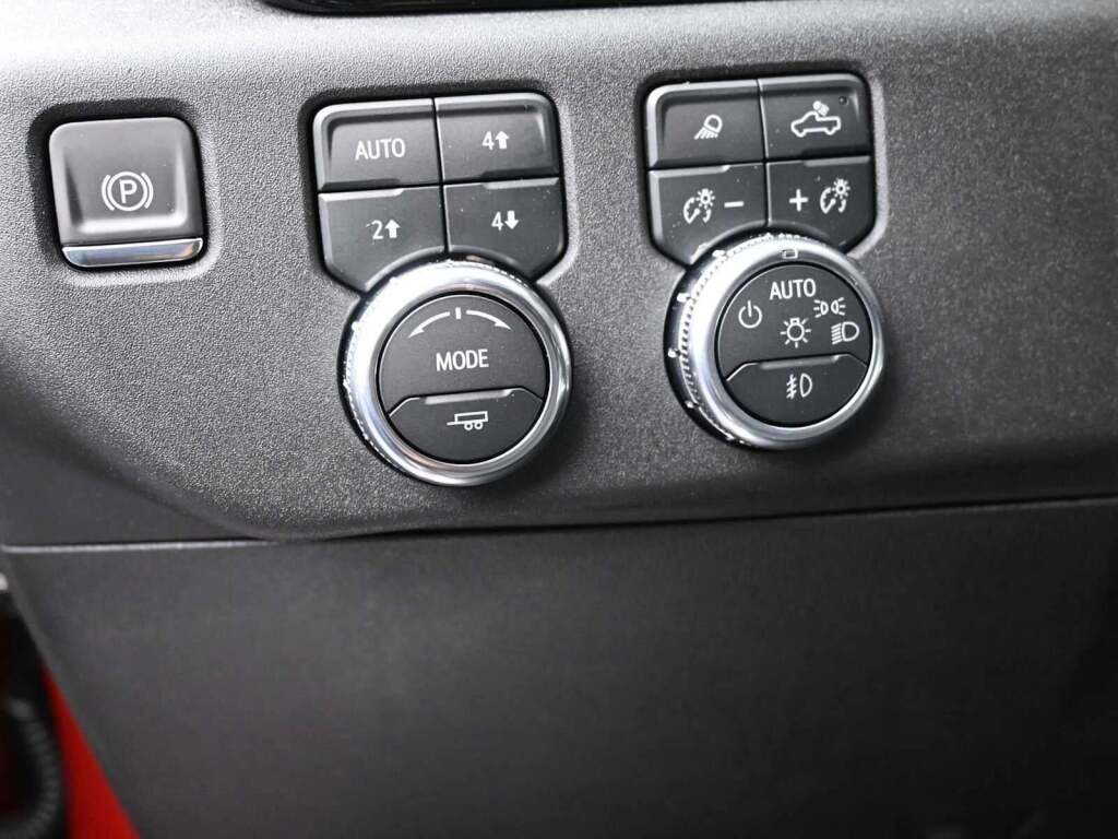 2025 GMC Sierra 2500HD SLT