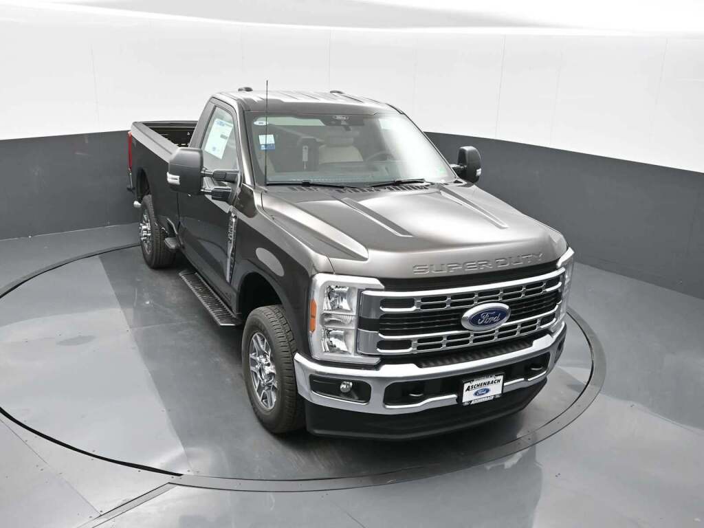 2025 Ford F-350 XLT