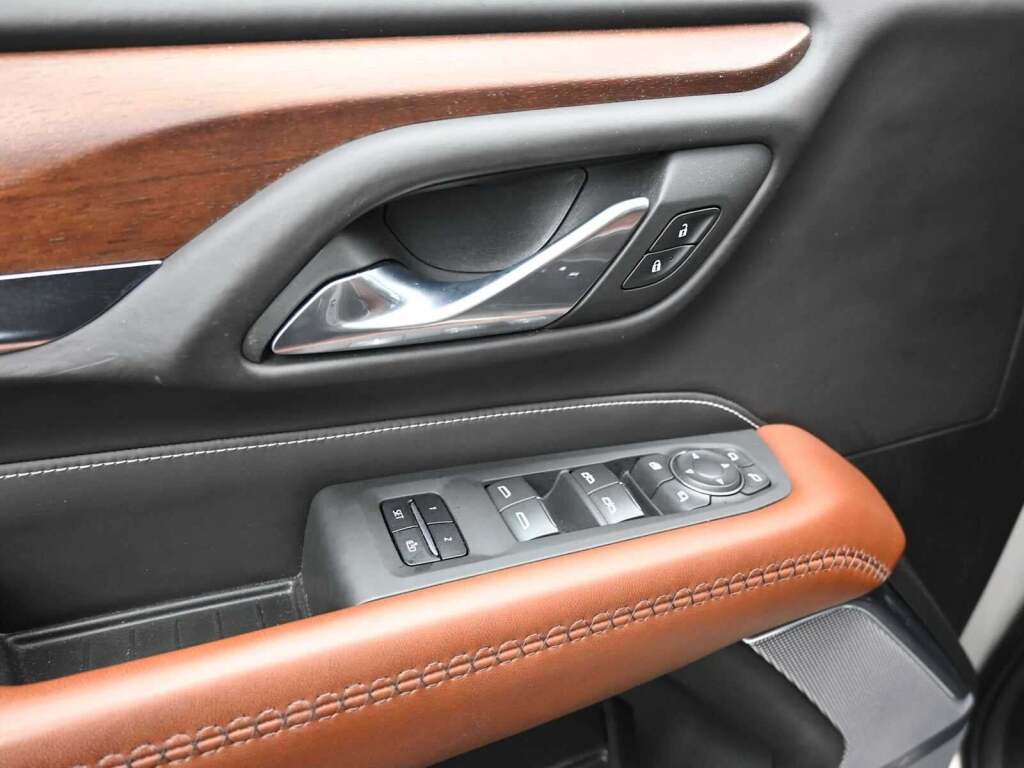 2023 GMC Yukon XL 4WD Denali Ultimate