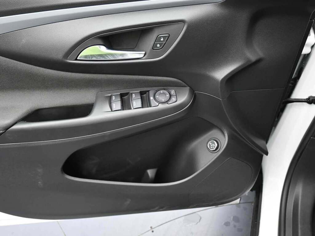 2025 Buick Envista Preferred FWD