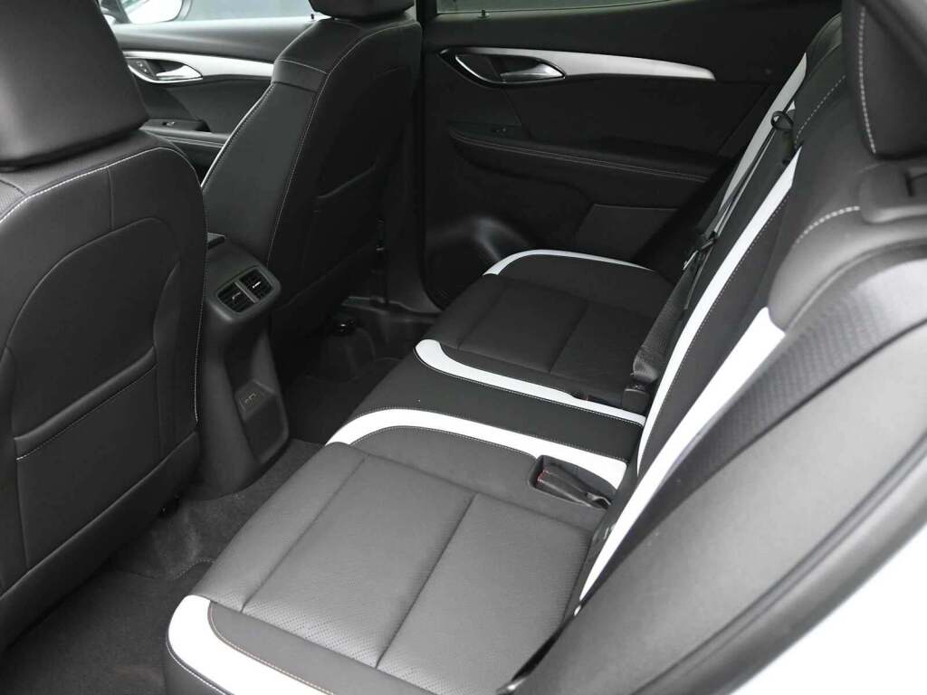 2025 Buick Envision Sport Touring AWD