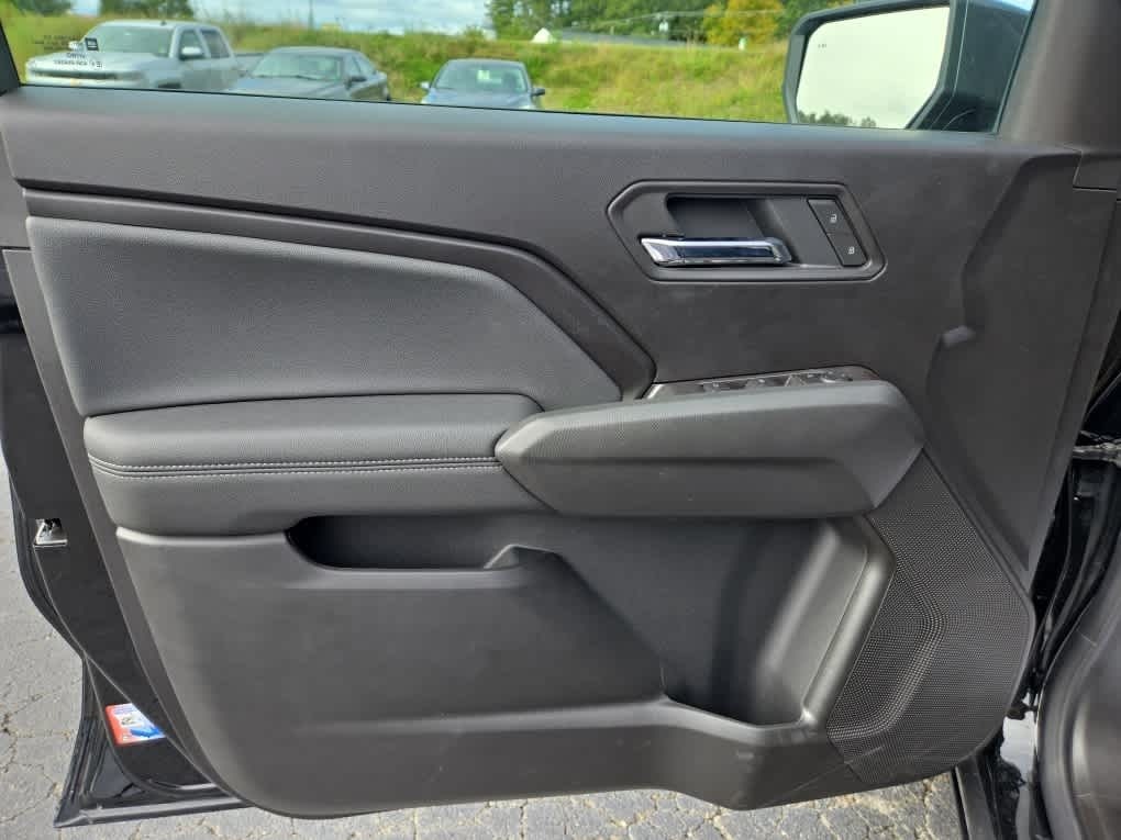 2025 Chevrolet Colorado 4WD LT