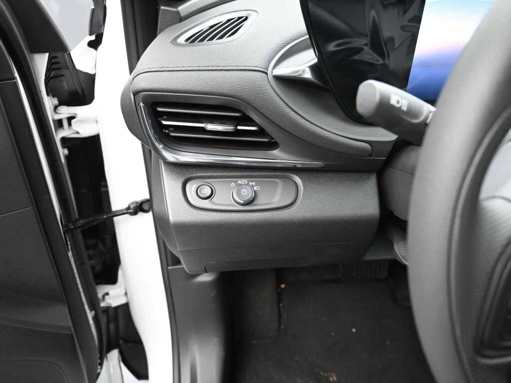 2025 Buick Envista Preferred FWD