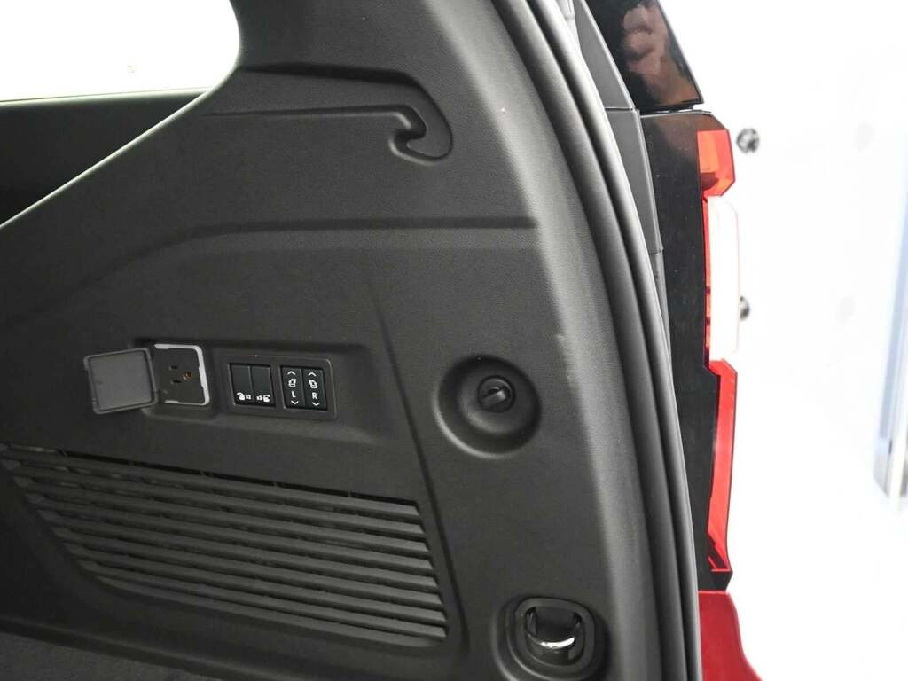 2025 GMC Yukon XL 4WD Elevation