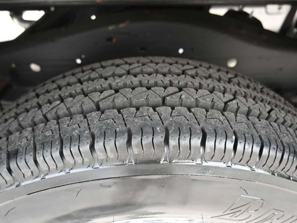 2023 GMC Savana Cutaway Work Van