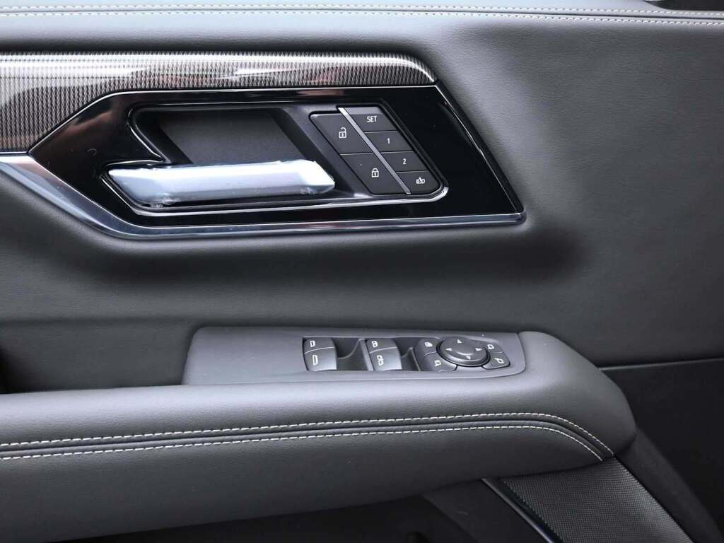 2025 GMC Yukon XL 4WD Elevation