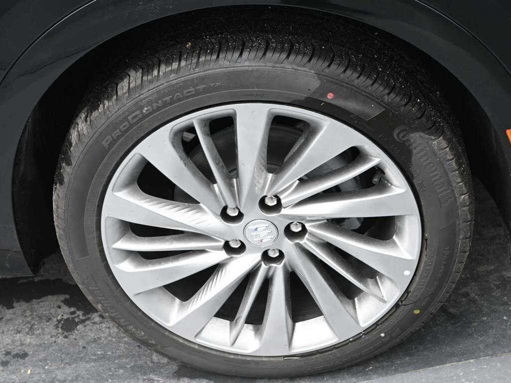 2025 Buick Envision Avenir AWD