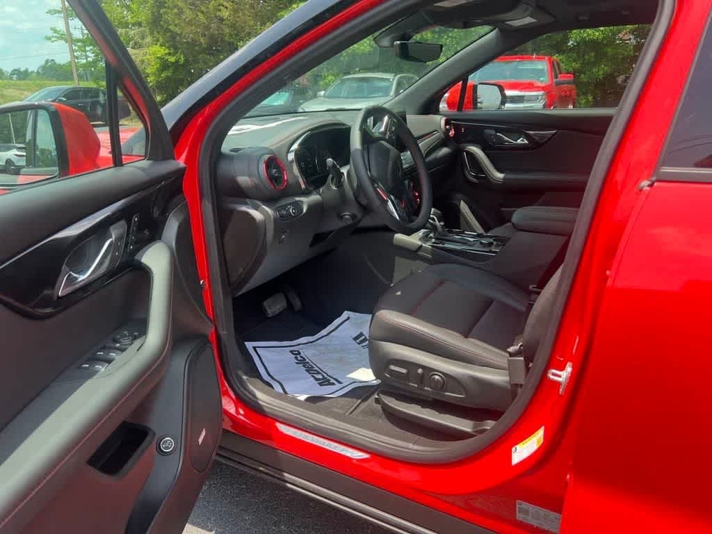 2025 Chevrolet Blazer FWD RS