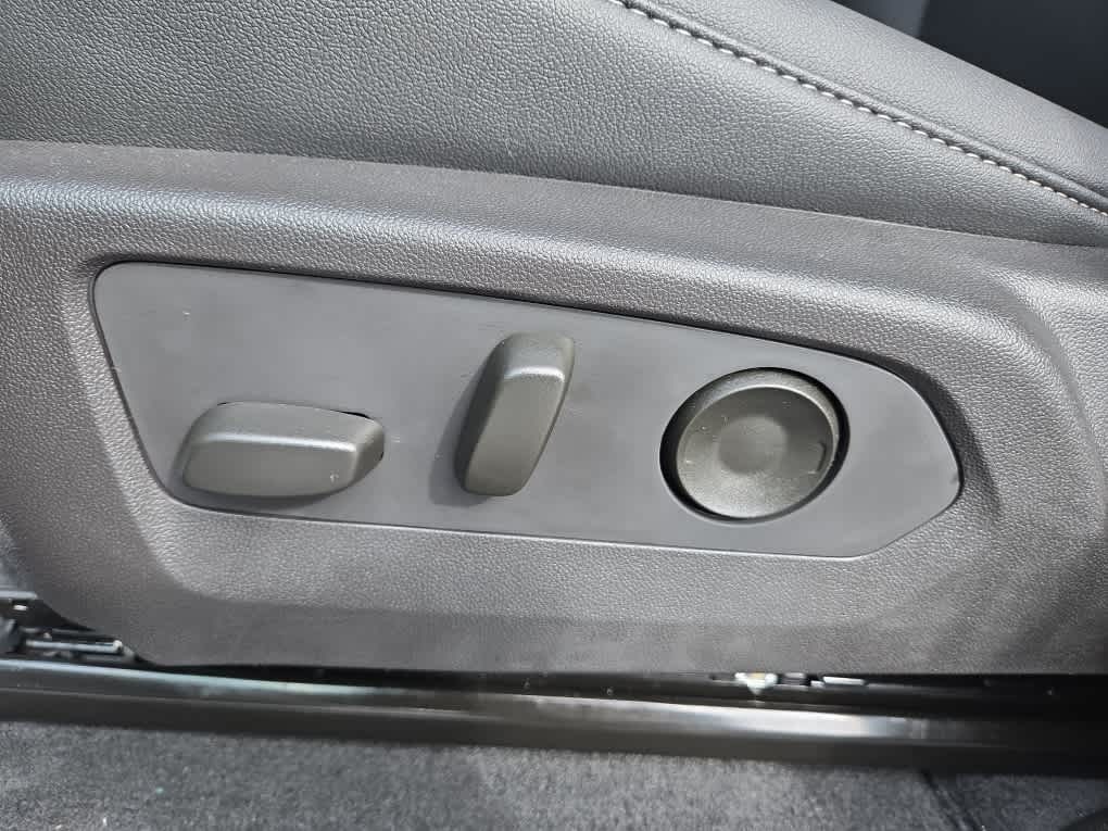 2025 Chevrolet Colorado 4WD LT