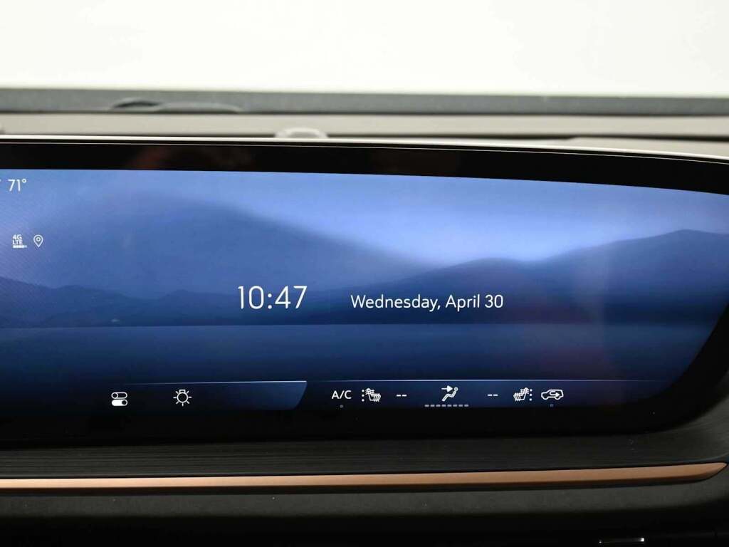 2025 Buick Envision Sport Touring AWD