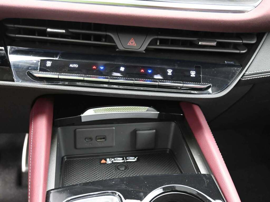 2025 Buick Envision Sport Touring AWD