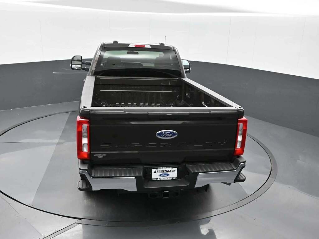 2025 Ford F-350 XLT