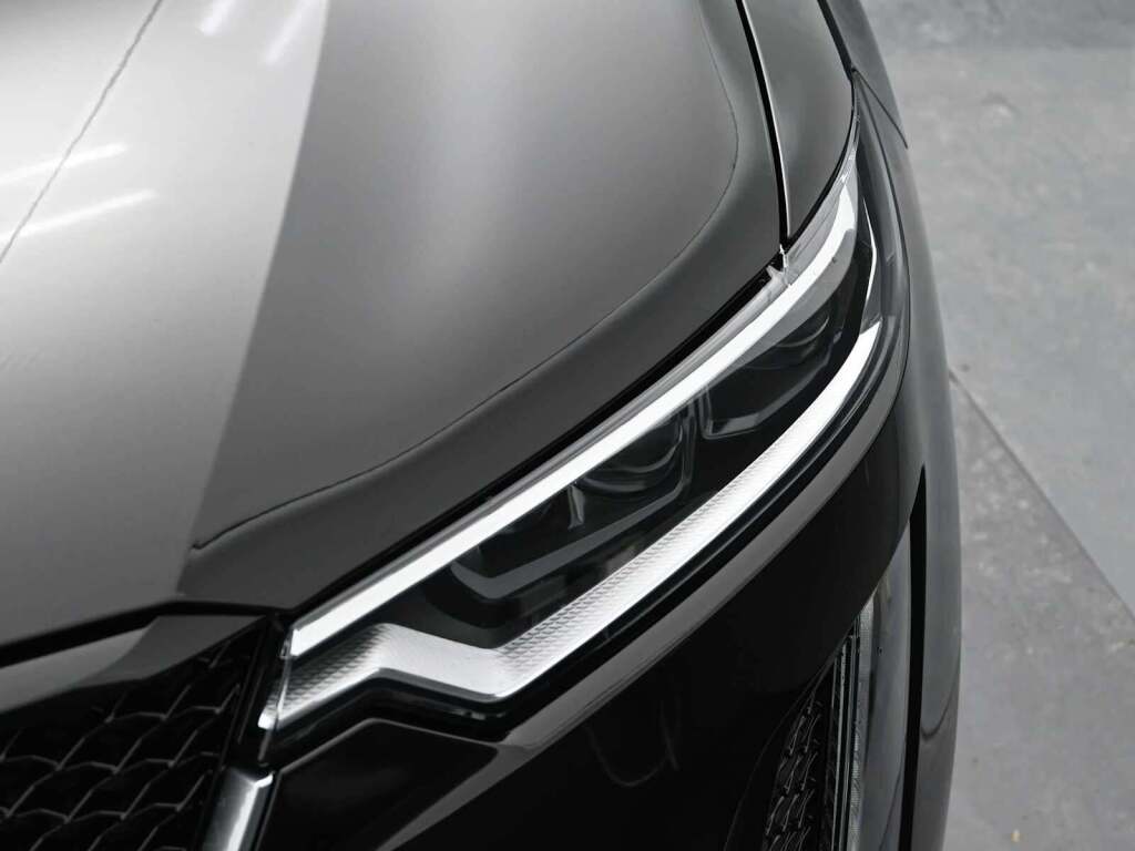 2025 Cadillac XT6 AWD Sport