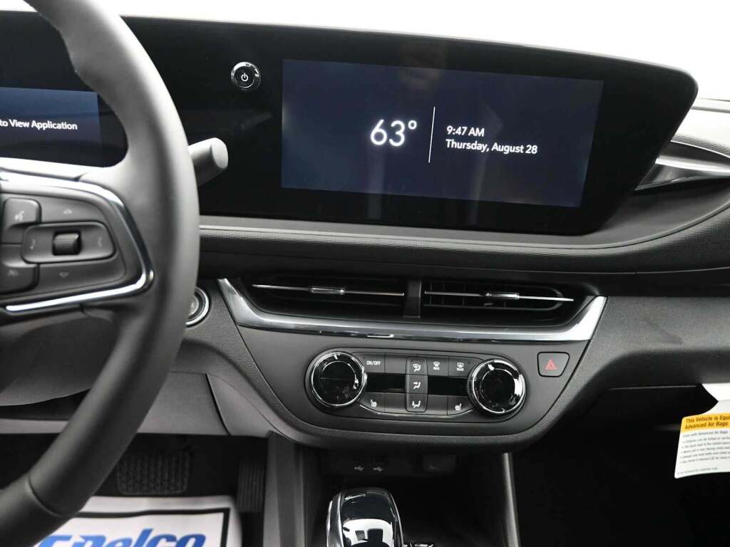 2025 Buick Envista Preferred FWD