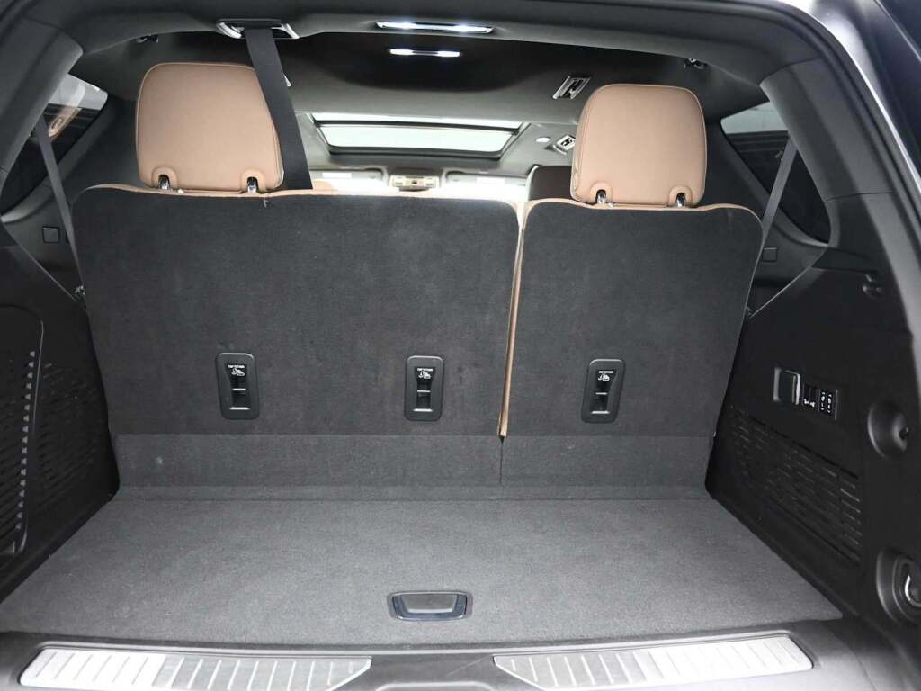 2023 Chevrolet Tahoe 4WD Premier