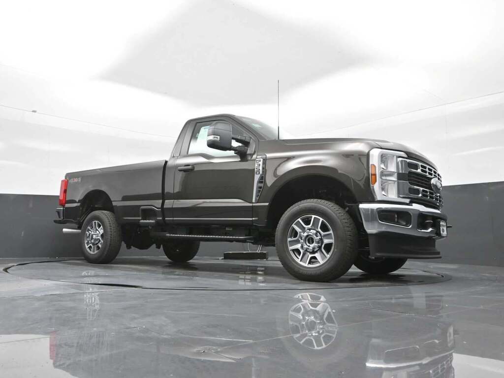 2025 Ford F-350 XLT