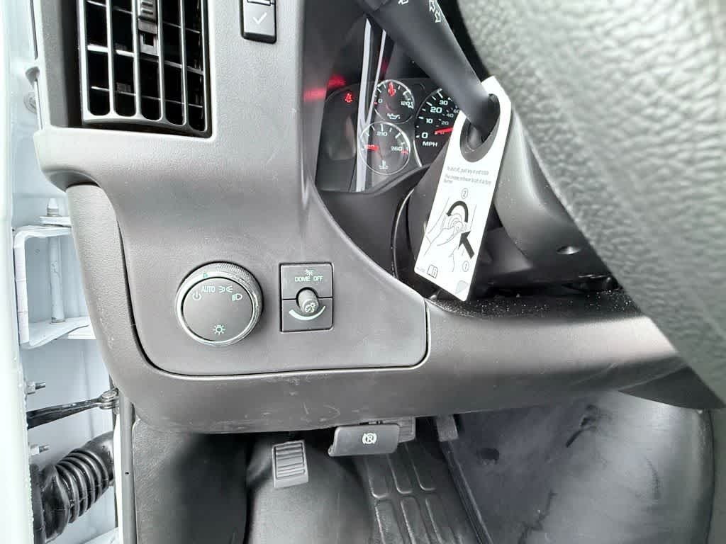 2025 GMC Savana Cargo RWD 3500 Extended Wheelbase Work Van