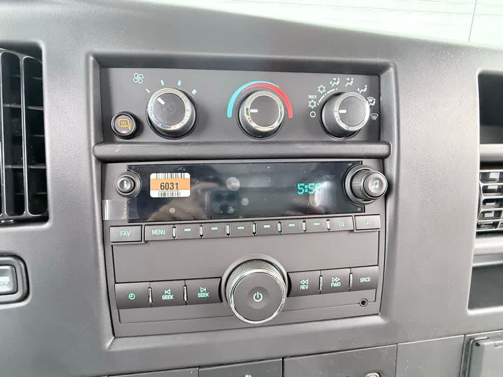 2025 GMC Savana Cargo RWD 3500 Extended Wheelbase Work Van