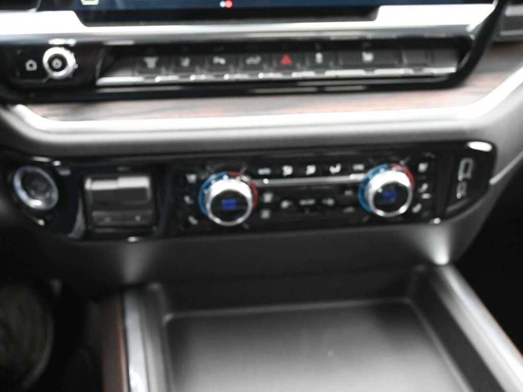 2025 GMC Sierra 2500HD SLT