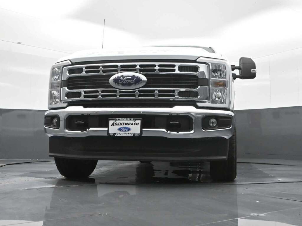 2025 Ford F-250 XLT