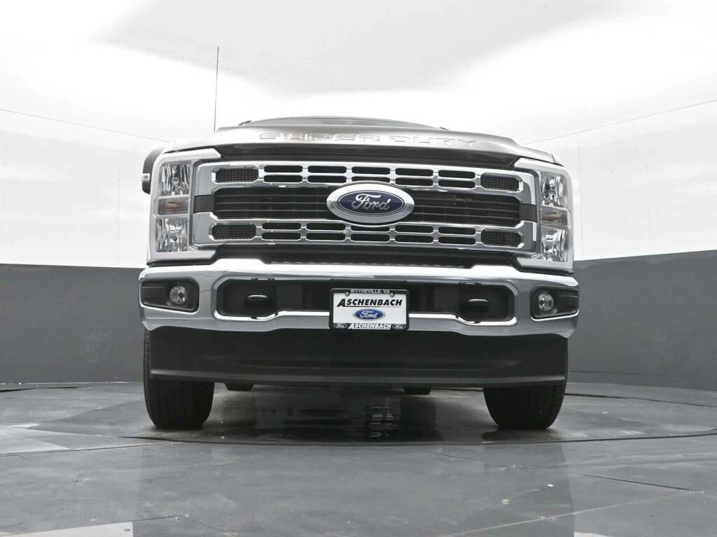 2025 Ford F-350 XLT