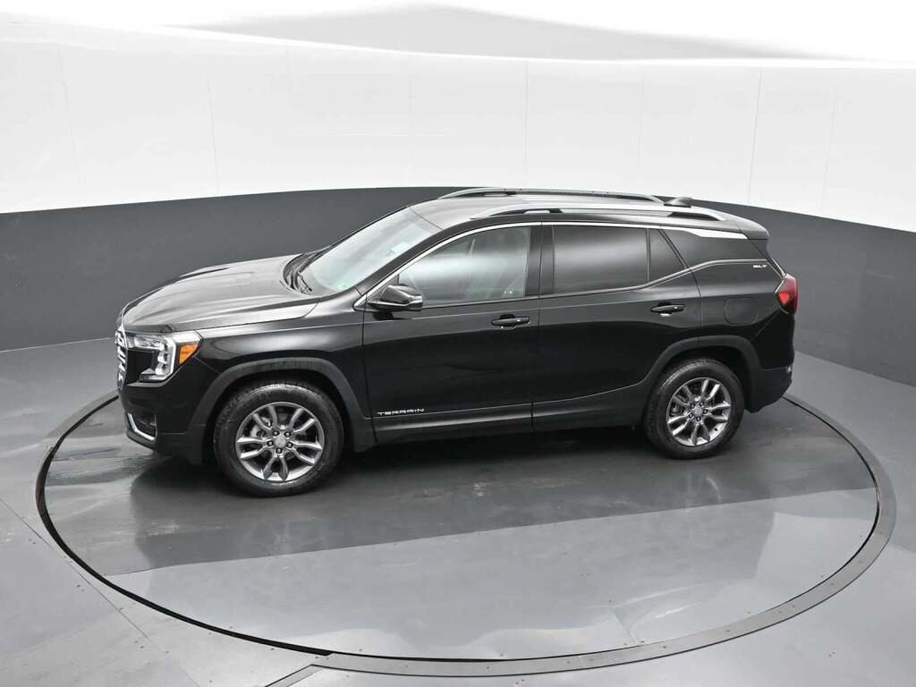2024 GMC Terrain AWD SLT