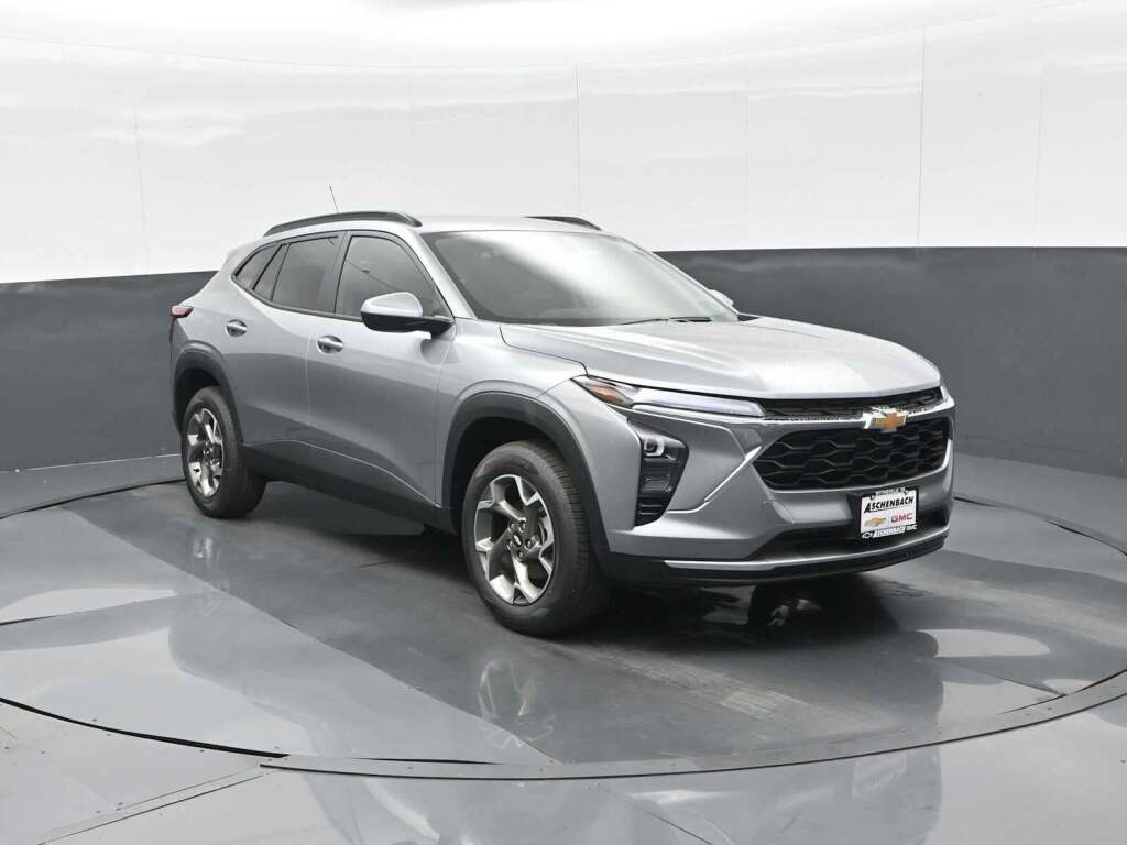 2025 Chevrolet Trax FWD LT