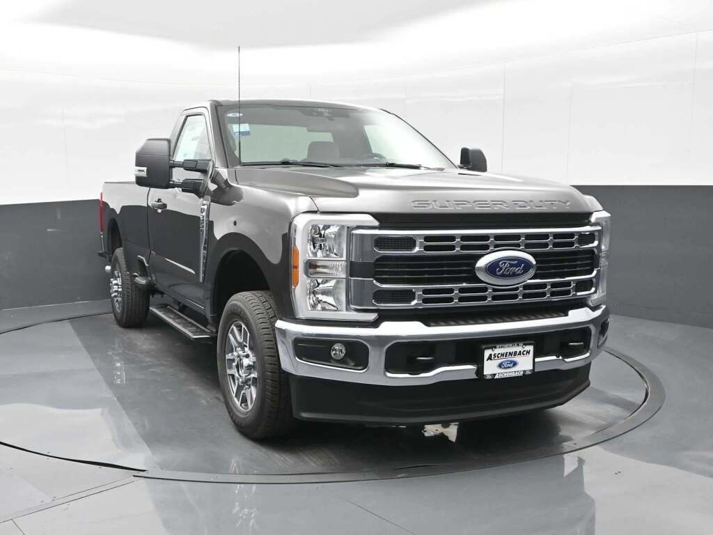 2025 Ford F-350 XLT