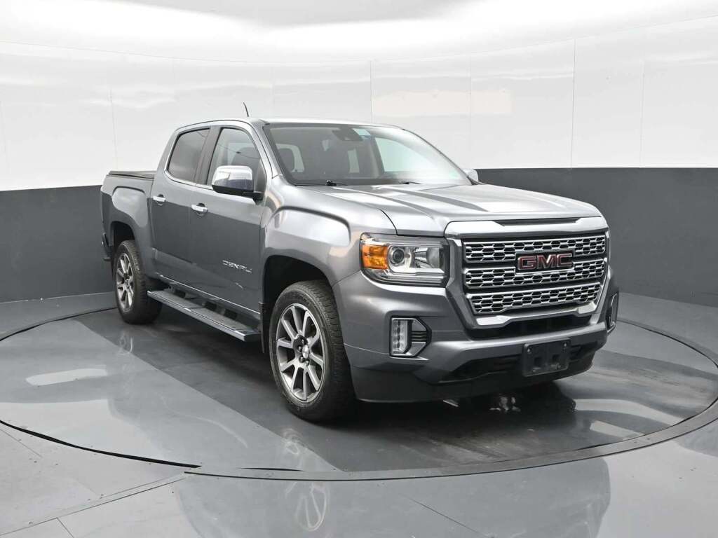 2022 GMC Canyon 4WD Crew Cab Short Box Denali