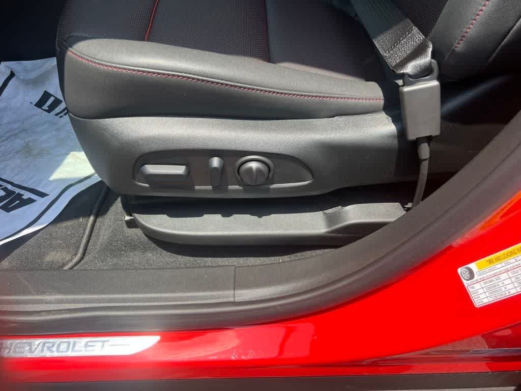 2025 Chevrolet Blazer FWD RS