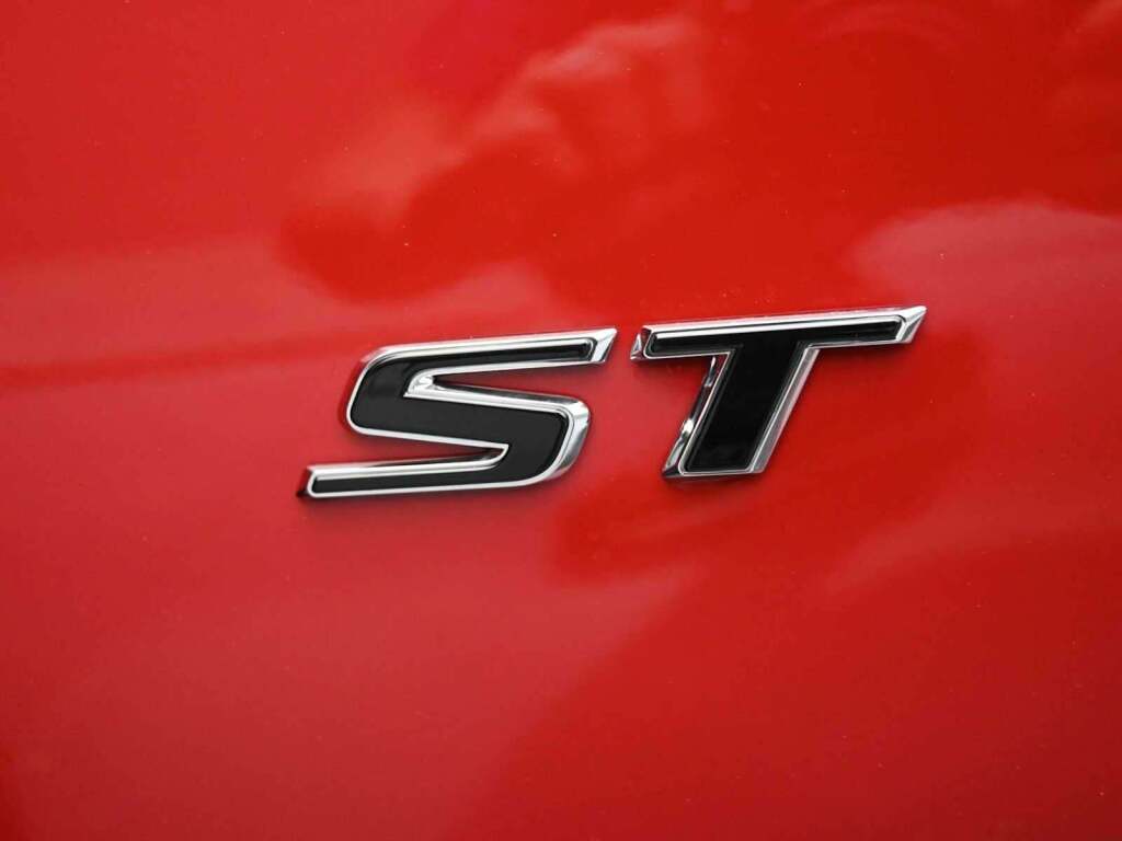 2025 Buick Envision Sport Touring AWD