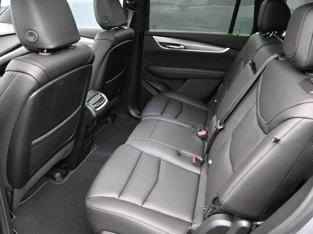 2025 Cadillac XT6 AWD Luxury