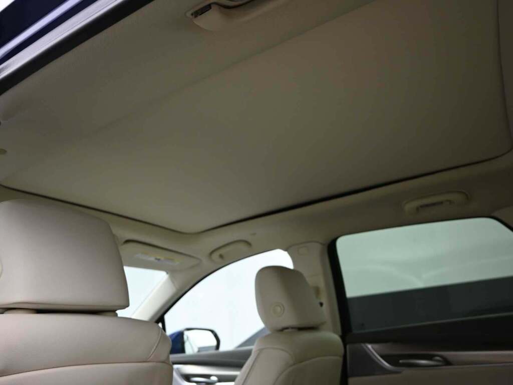 2025 Cadillac XT5 AWD Premium Luxury