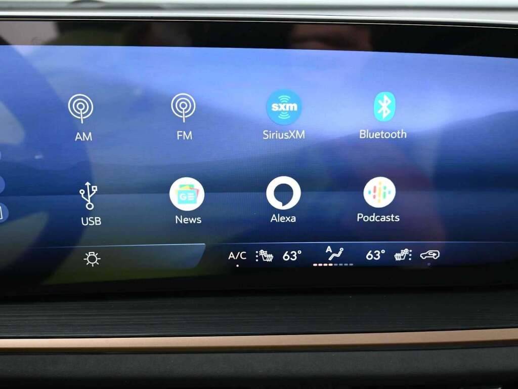 2025 Buick Envision Sport Touring AWD