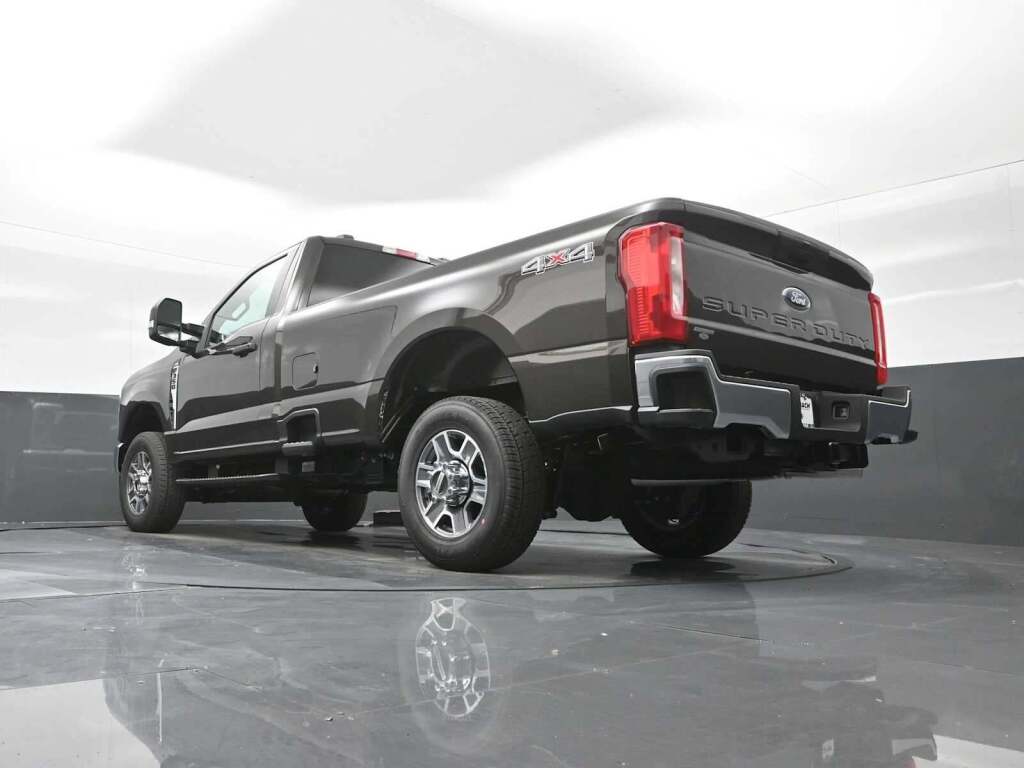 2025 Ford F-350 XLT