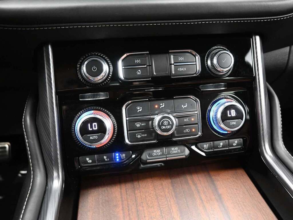 2023 GMC Yukon XL 4WD Denali Ultimate