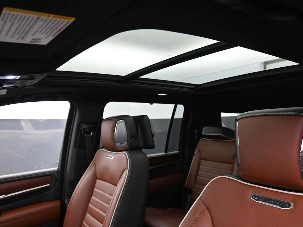 2023 GMC Yukon XL 4WD Denali Ultimate