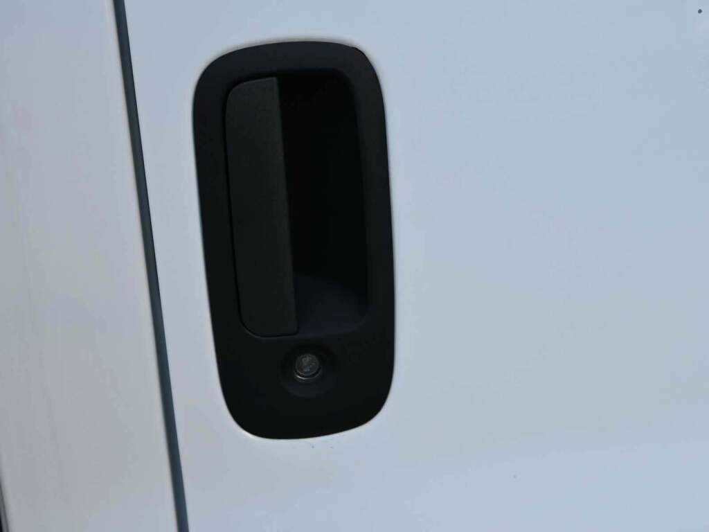 2023 GMC Savana Cutaway 4500 Van