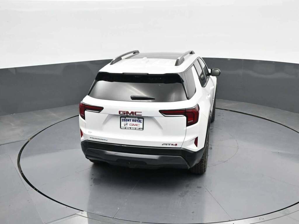 2026 GMC Terrain AWD AT4