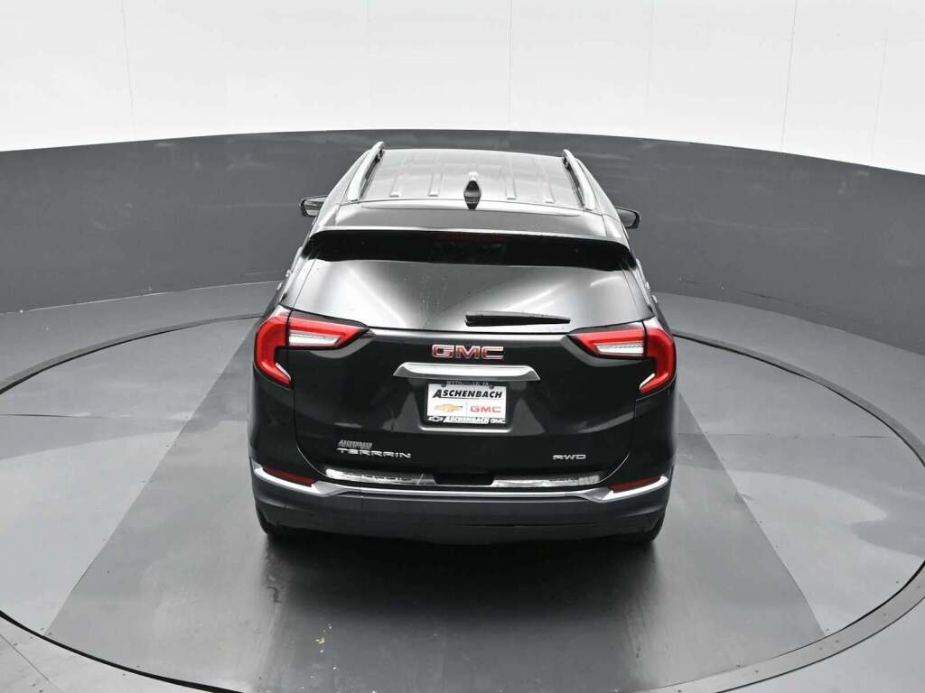 2024 GMC Terrain AWD SLT