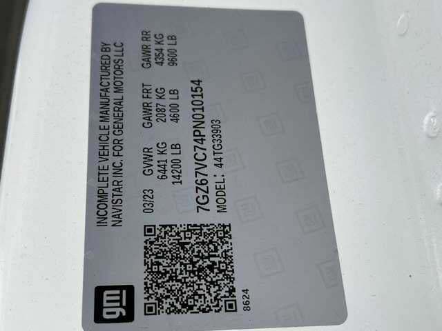 2023 GMC Savana Cutaway 4500 Van